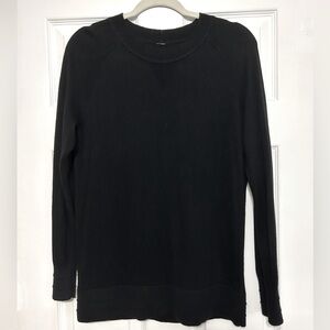 Lululemon Sit in Stillness black crewneck cashmere blend sweater, size 4